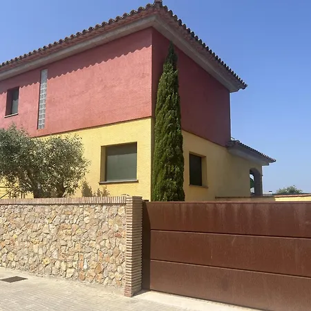 Casa Amplia En L'escala 10 Personas Con Piscina - Es-89-146 * Torroella de Montgrí